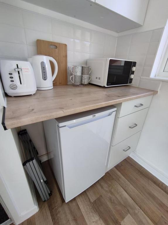1 Bedroom Apartment With Free Parking Weymouth Exterior foto